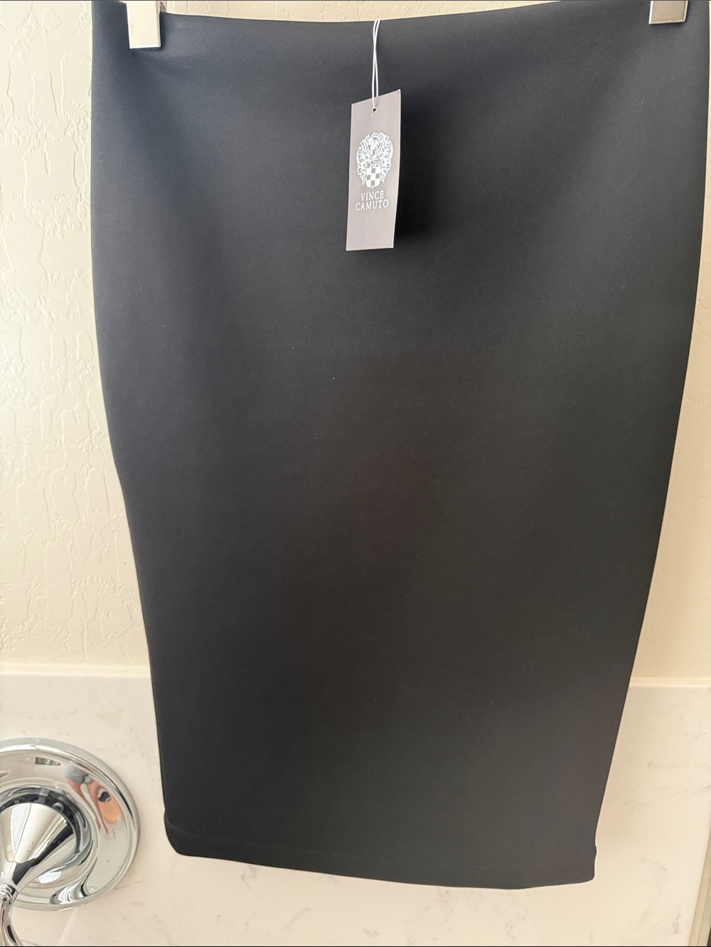 Vince Camuto Solid Black Stretch Pencil Skirt